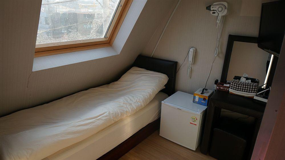 New Myeongdong Guesthouse Seoul Exterior photo